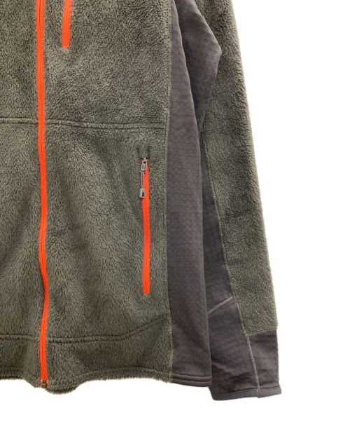 Patagonia（パタゴニア）Patagonia (パタゴニア) R2ジャケット グレー サイズ:Sの古着・服飾アイテム