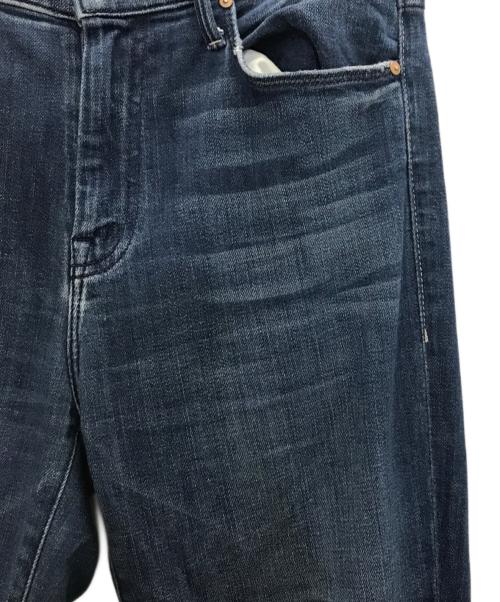 mother（マザー）mother (マザー) THE WEEKENDER FRAY インディゴ サイズ:68.5cm(W27)の古着・服飾アイテム