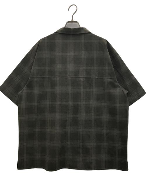 Columbia（コロンビア）Columbia (コロンビア) オウルリッジショートスリーブシャツ グレー サイズ:Mの古着・服飾アイテム