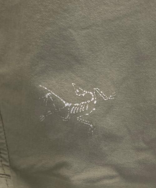 ARC'TERYX（アークテリクス）ARC'TERYX (アークテリクス) ナイロンショーツ カーキ サイズ:Sの古着・服飾アイテム