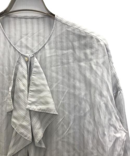 MACPHEE（マカフィー）MACPHEE (マカフィー) ソフトストライプ フロントドレープブラウス スカイブルー サイズ:36の古着・服飾アイテム