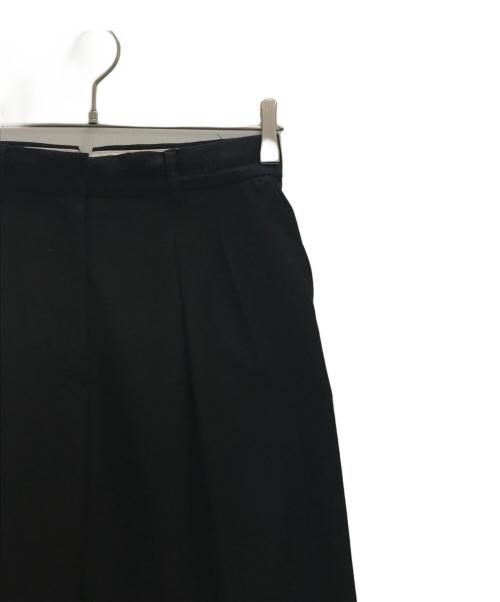 Mila Owen（ミラオーウェン）Mila Owen (ミラオーウェン) タックパンツ ブラック サイズ:Sの古着・服飾アイテム