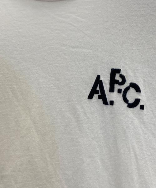 A.P.C.（アーペーセー）A.P.C. (アーペーセー) Tシャツ ホワイト サイズ:Mの古着・服飾アイテム