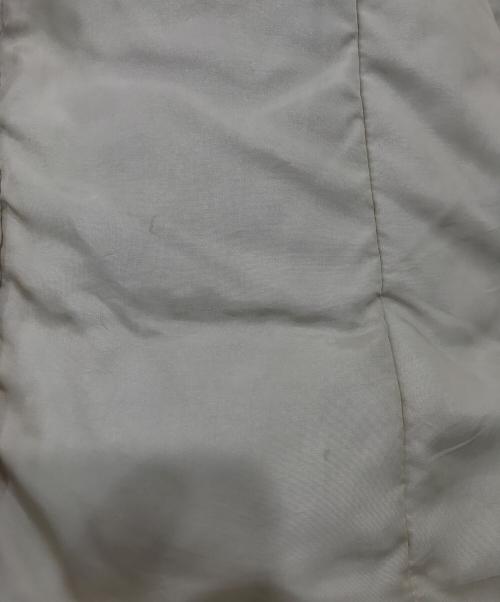 UNTITLED（アンタイトル）UNTITLED (アンタイトル) ダウンコート アイボリー サイズ:Mの古着・服飾アイテム