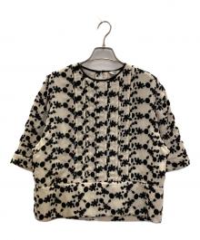 CLANE（クラネ）の古着「EMBROIDERY FLOWER TOPS」｜ベージュ×ブラック
