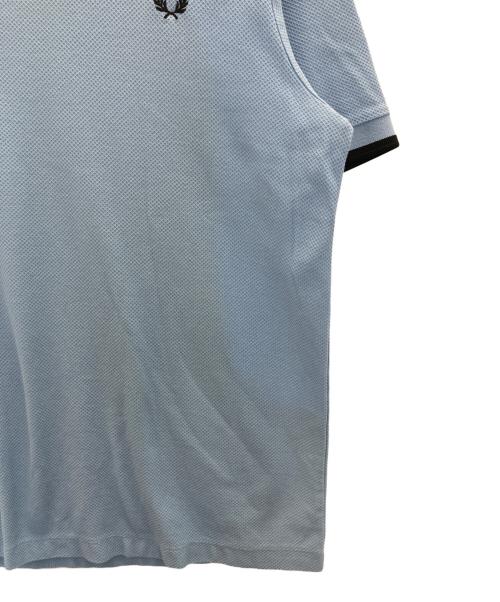 FRED PERRY（フレッドペリー）FRED PERRY (フレッドペリー) Tシャツ ブルー サイズ:Ⅿの古着・服飾アイテム