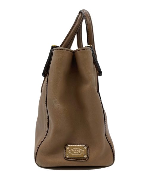 TOD'S（トッズ）TOD'S (トッズ) レザーハンドバッグ ベージュの古着・服飾アイテム