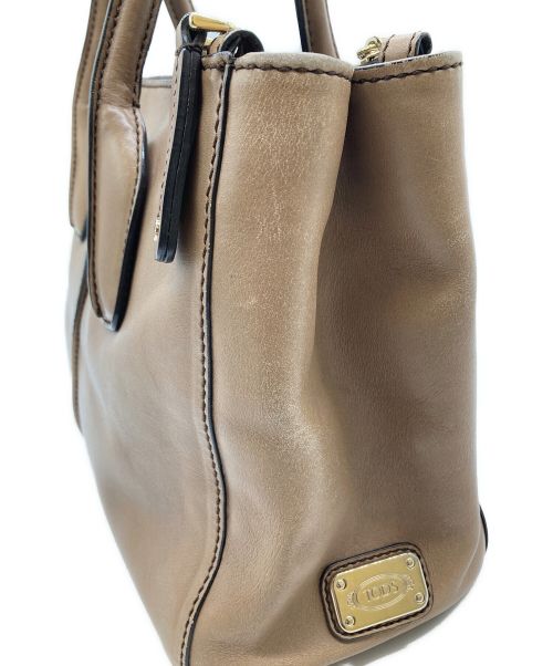 TOD'S（トッズ）TOD'S (トッズ) レザーハンドバッグ ベージュの古着・服飾アイテム
