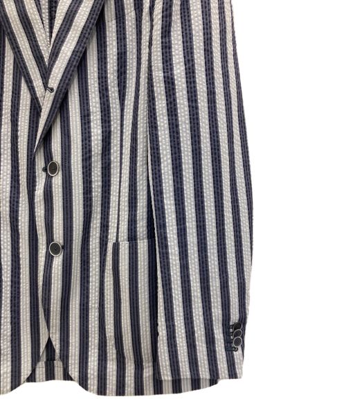 LARDINI（ラルディーニ）LARDINI (ラルディーニ) 段返りシアサッカージャケット ブルー×ネイビー サイズ:44の古着・服飾アイテム