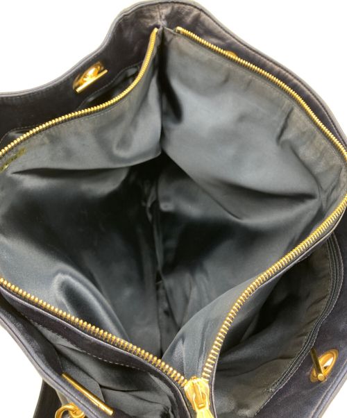 CHANEL（シャネル）CHANEL (シャネル) ビッグココチェーントートバッグ ネイビーの古着・服飾アイテム
