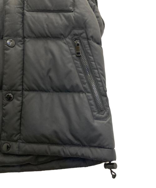 BURBERRY BLACK LABEL（バーバリーブラックレーベル）BURBERRY BLACK LABEL (バーバリーブラックレーベル) ダウンベスト ブラック サイズ:SIZE　Mの古着・服飾アイテム
