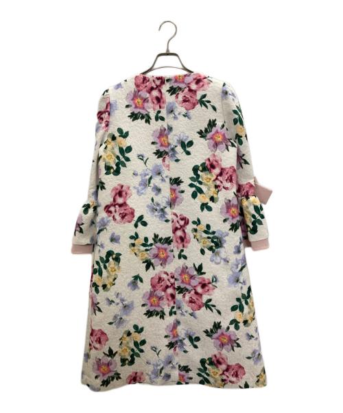 M'S GRACY（エムズグレイシー）M'S GRACY (エムズグレイシー) ブーケプリントワンピース ホワイト サイズ:38の古着・服飾アイテム
