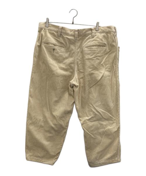 Essay（エッセイ）Essay (エッセイ) OVESIZED TAPERED PANTS アイボリー サイズ:Mの古着・服飾アイテム