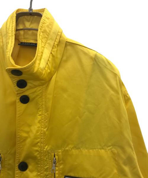 DKNY（ダナキャランニューヨーク）DKNY (ダナキャランニューヨーク) ナイロンジャケット イエロー サイズ:Ｌの古着・服飾アイテム