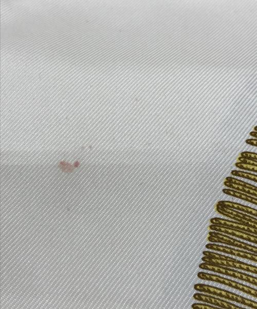 HERMES（エルメス）HERMES (エルメス) シルクスカーフ ホワイト×レッドの古着・服飾アイテム