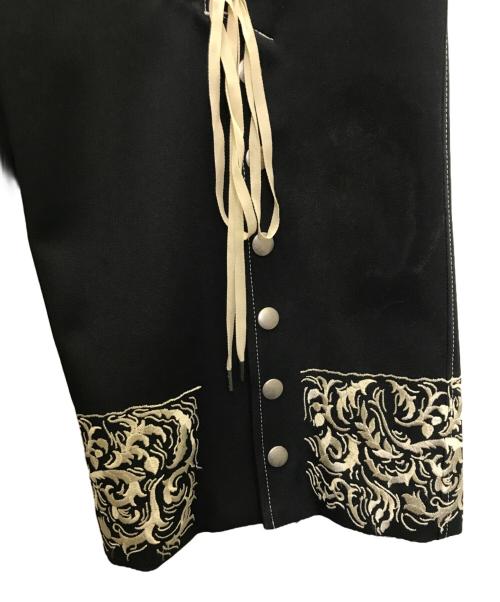 rurumu:（ルルムウ）rurumu: (ルルムウ) レースアップエンブレムパンツ ブラック サイズ:Mの古着・服飾アイテム