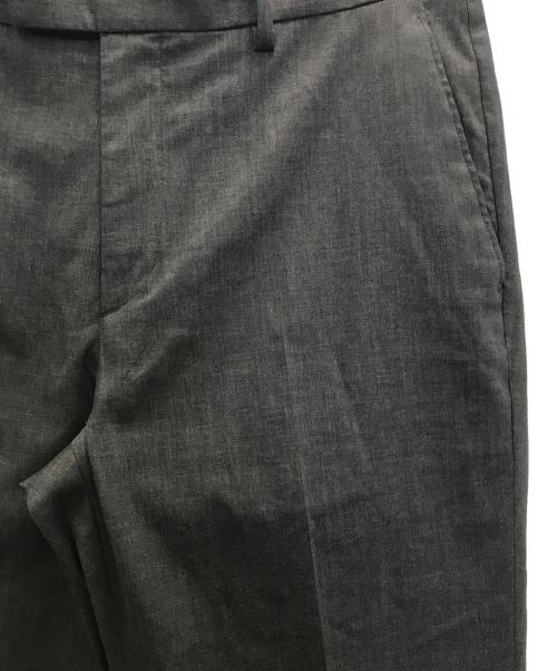 BEAUTY&YOUTH（ビューティーアンドユース）BEAUTY&YOUTH (ビューティーアンドユース) TORAY ドライ ポリエステル ノープリーツ アンクルパンツ グレー サイズ:M 未使用品の古着・服飾アイテム