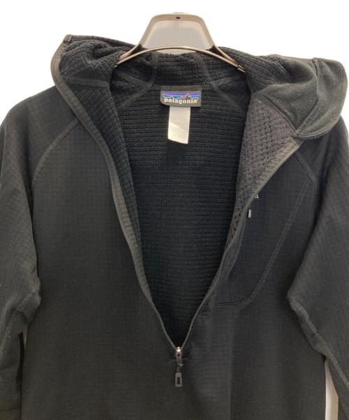 Patagonia（パタゴニア）Patagonia (パタゴニア) R1レギュレーターフーディープルオーバー ブラック サイズ:Sの古着・服飾アイテム