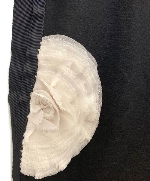 LANVIN COLLECTION（ランバンコレクション）LANVIN COLLECTION (ランバンコレクション) 大ぶりフラワーモチーフワンピース ブラック サイズ:38の古着・服飾アイテム