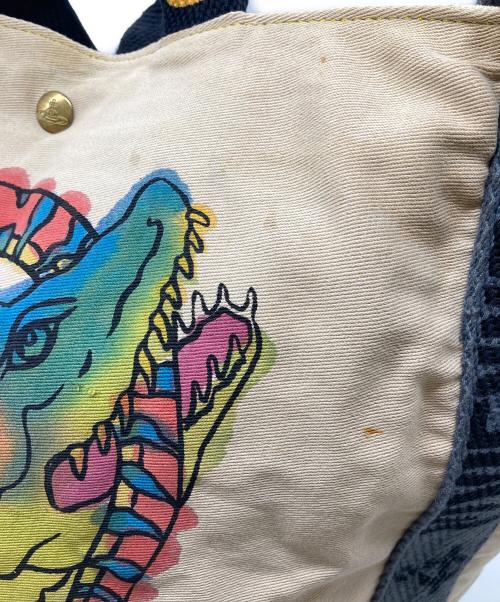 Vivienne Westwood ANGLOMANIA（ヴィヴィアンウエストウッドアングロマニア）Vivienne Westwood ANGLOMANIA (ヴィヴィアンウエストウッドアングロマニア) アフリカバッグ アイボリーの古着・服飾アイテム