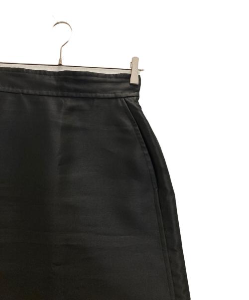 machatt（マチャット）machatt (マチャット) サテンスカート ブラック サイズ:38の古着・服飾アイテム