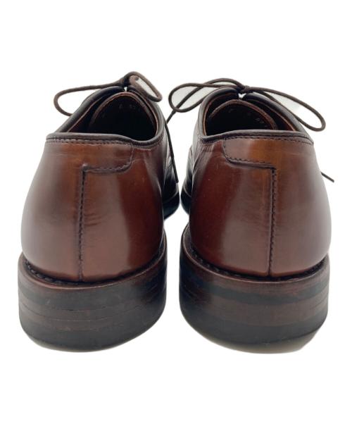 Allen Edmonds（アレン エドモンズ）Allen Edmonds (アレン エドモンズ) パンチドキャップトゥシューズ ブラウン サイズ:8の古着・服飾アイテム