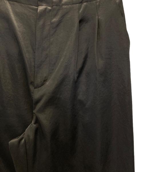 UNTITLED（アンタイトル）UNTITLED (アンタイトル) サテンパラシュートパンツ ブラック サイズ:44の古着・服飾アイテム