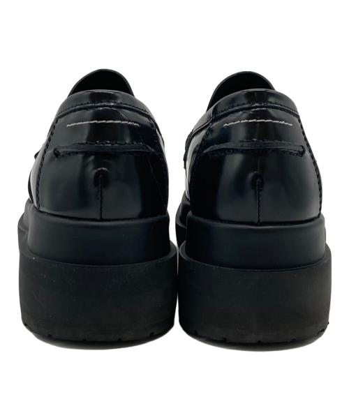 MM6 Maison Margiela（エムエムシックスメゾンマルジェラ）MM6 Maison Margiela (エムエムシックスメゾンマルジェラ) ウェッジローファー ブラック サイズ:37の古着・服飾アイテム