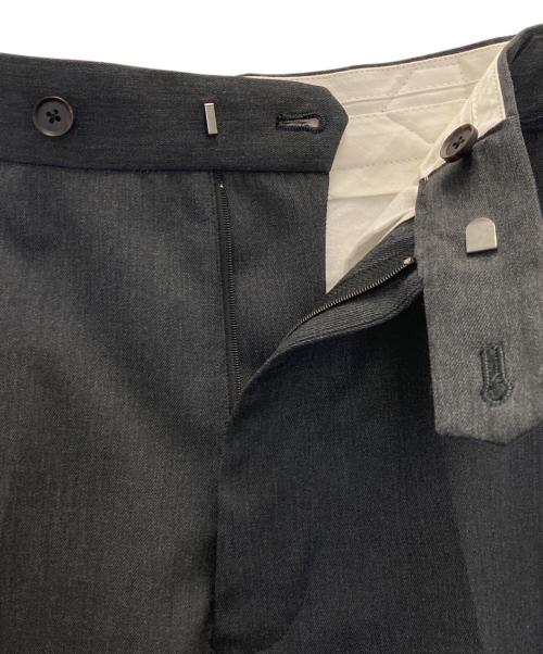 YOKE（ヨーク）YOKE (ヨーク) STRAIGHT FIT TROUSERS グレー サイズ:2の古着・服飾アイテム