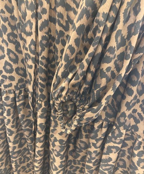 Whim Gazette（ウィムガゼット）Whim Gazette (ウィムガゼット) ギャザーワンピース ブラウン サイズ:Fの古着・服飾アイテム