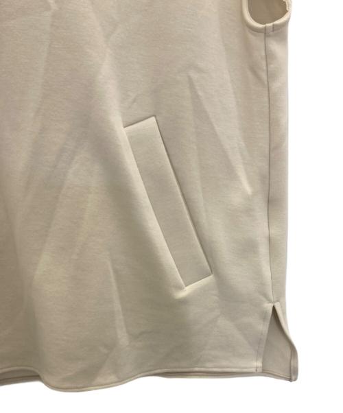 theory luxe（セオリーリュクス）theory luxe (セオリーリュクス) ベスト SPADE BISIE アイボリー サイズ:Mの古着・服飾アイテム