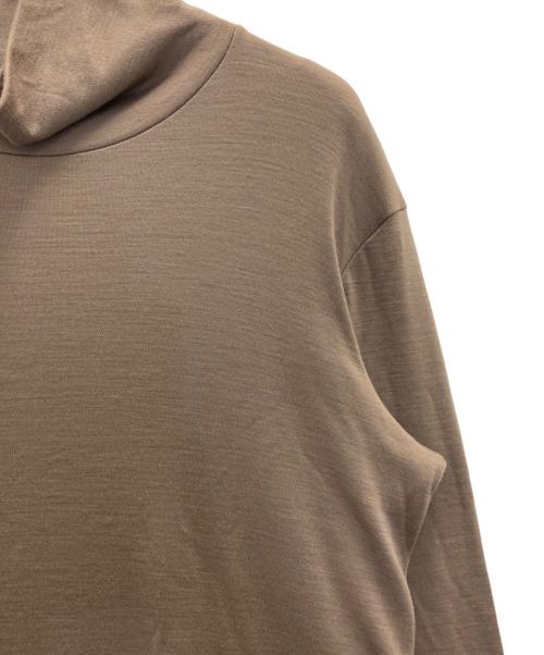 ikiji（イキジ）ikiji (イキジ) タートルネックニット ベージュ サイズ:Mの古着・服飾アイテム