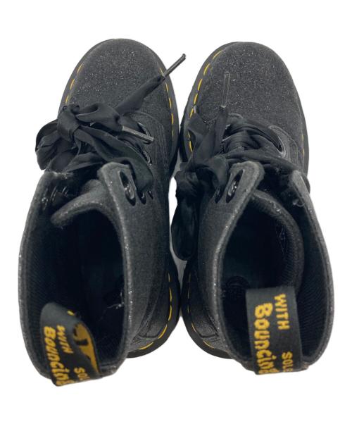 Dr.Martens（ドクターマーチン）Dr.Martens (ドクターマーチン) グリッター厚底6ホールブーツ ブラック サイズ:22の古着・服飾アイテム
