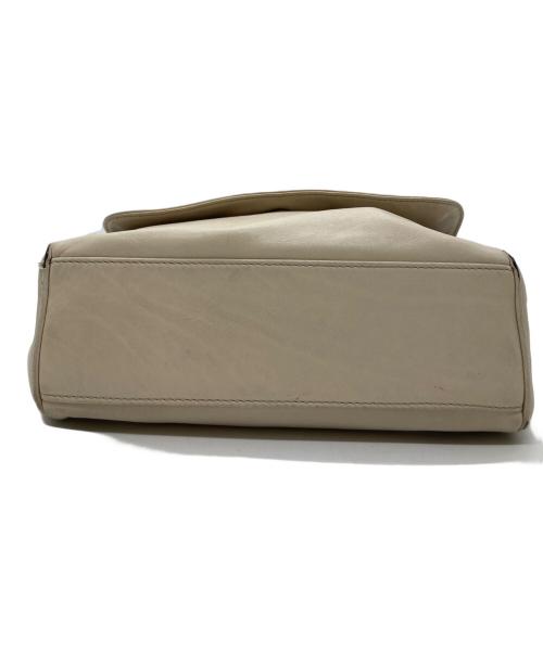 CELINE（セリーヌ）CELINE (セリーヌ) オールドレザーサークルバックルショルダーバッグ アイボリーの古着・服飾アイテム