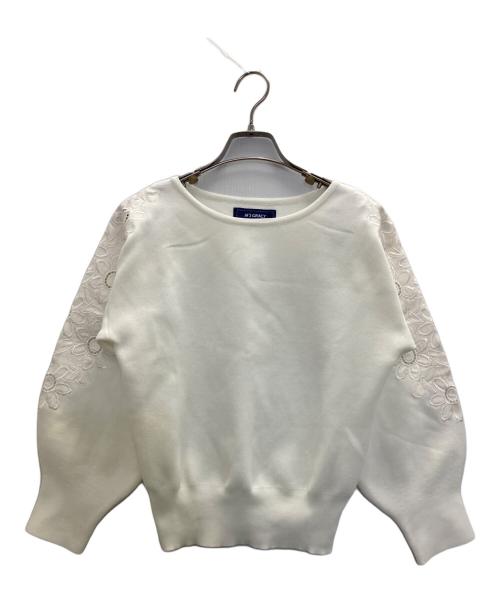 M'S GRACY（エムズグレイシー）M'S GRACY (エムズグレイシー) エンブロイダリーニット ホワイト サイズ:38の古着・服飾アイテム