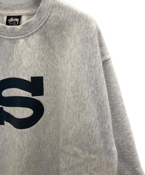 stussy（ステューシー）stussy (ステューシー) LETTERMAN CREW グレー サイズ:Sの古着・服飾アイテム