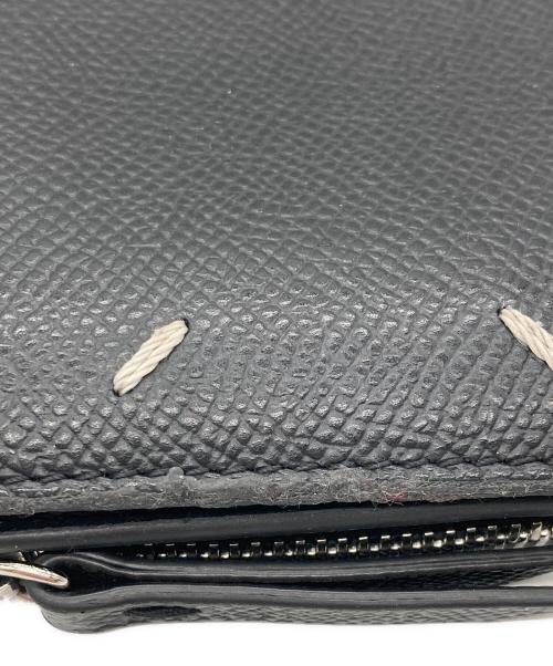 Maison Margiela（メゾンマルジェラ）Maison Margiela (メゾンマルジェラ) 4ステッチ グレインレザー 二つ折り 財布 ブラックの古着・服飾アイテム