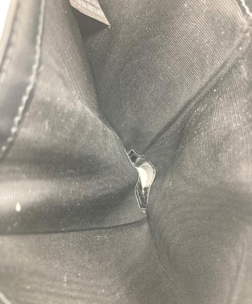 Maison Margiela（メゾンマルジェラ）Maison Margiela (メゾンマルジェラ) 4ステッチ グレインレザー 二つ折り 財布 ブラックの古着・服飾アイテム