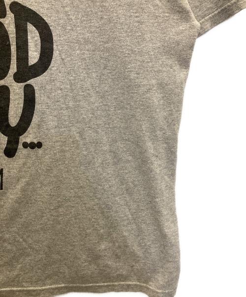 stussy（ステューシー）stussy (ステューシー) プリントロゴTee グレー サイズ:XLの古着・服飾アイテム