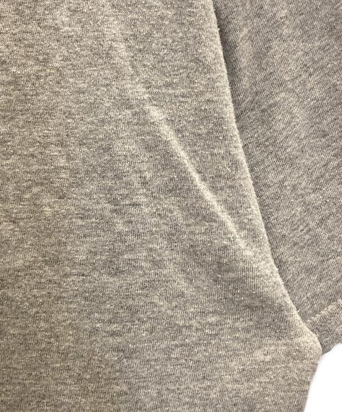 stussy（ステューシー）stussy (ステューシー) プリントロゴTee グレー サイズ:XLの古着・服飾アイテム