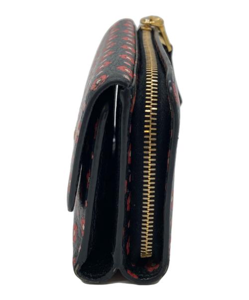 MIU MIU（ミュウミュウ）MIU MIU (ミュウミュウ) レザーフラワーウォレット ブラックの古着・服飾アイテム