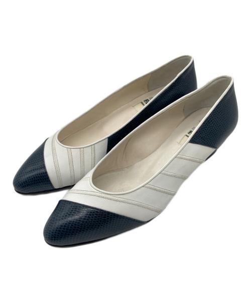 FENDI（フェンディ）FENDI (フェンディ) パンプス ネイビー×ホワイト サイズ:35　1/2の古着・服飾アイテム