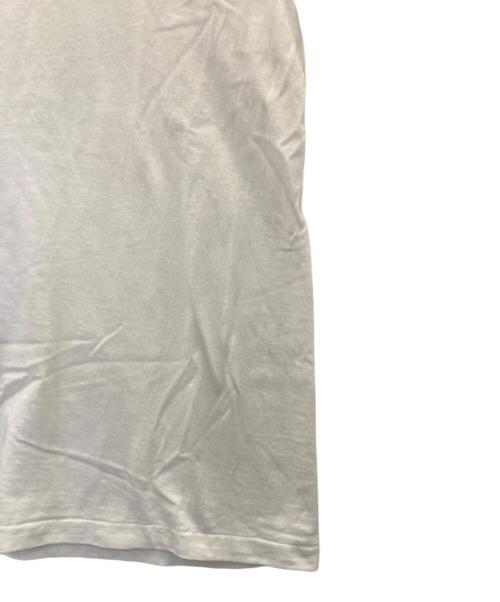 BAPE BY A BATHING APE（ベイプバイアベイシングエイプ）BAPE BY A BATHING APE (ベイプバイアベイシングエイプ) レターレッド T シャツ ホワイト サイズ:Ⅿの古着・服飾アイテム