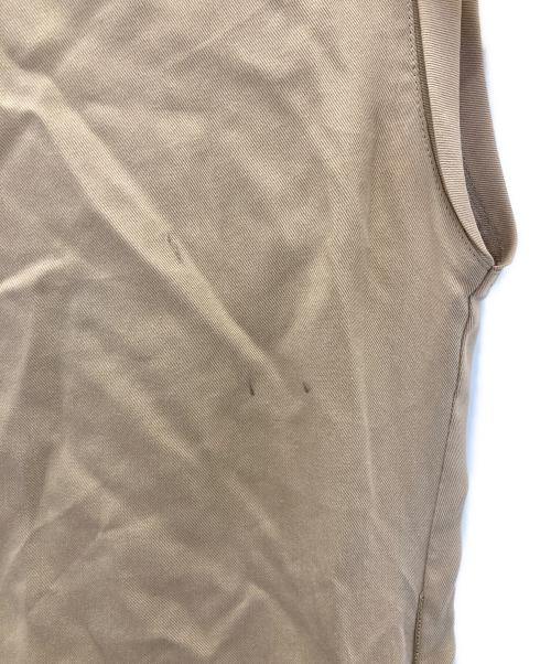 23区（ニジュウサンク）23区 (ニジュウサンク) 2Wayフィブリルツイル ギャザー ワンピース ベージュ サイズ:32の古着・服飾アイテム