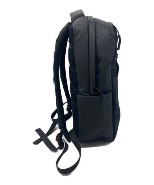 Incase（インケース）Incase (インケース) リュック ブラックの古着・服飾アイテム