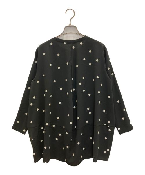 BEARDSLEY（ビアズリー）BEARDSLEY (ビアズリー) ドット後ろドレープTブラウス ブラックの古着・服飾アイテム