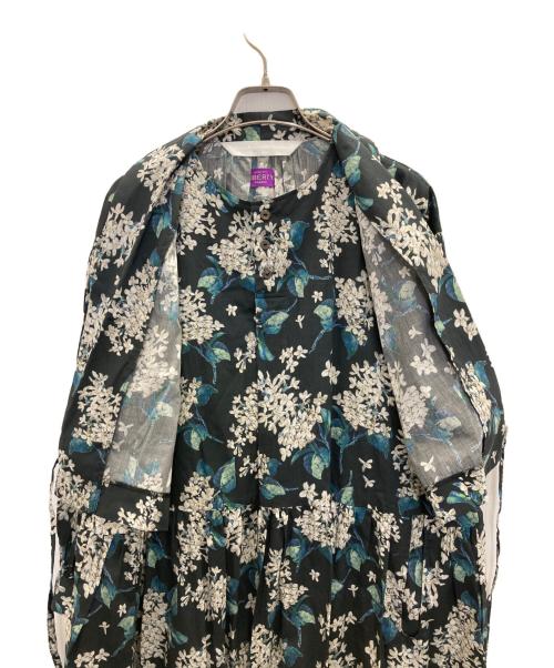 the last flower of the afternoon（ザ ラスト フラワー オブ ザ アフタヌーン）the last flower of the afternoon (ザ ラスト フラワー オブ ザ アフタヌーン) LIBERTYFABRICS layered dress ネイビー サイズ:FREEの古着・服飾アイテム