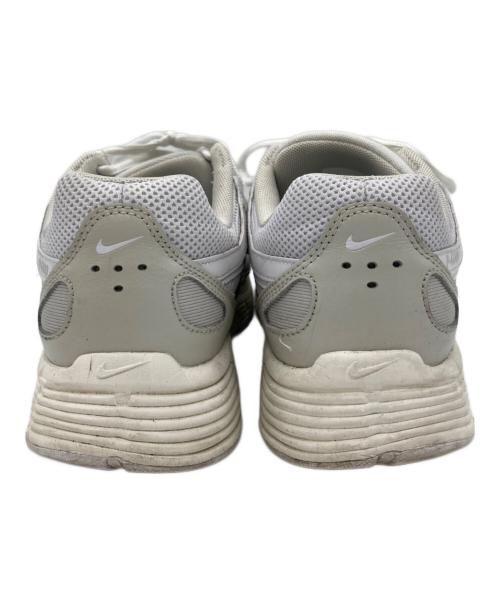 NIKE（ナイキ）NIKE (ナイキ) P-6000 ホワイト サイズ:27.5cmの古着・服飾アイテム
