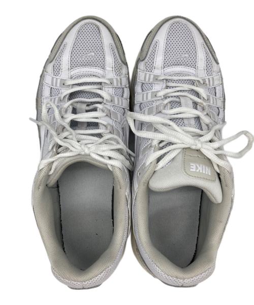 NIKE（ナイキ）NIKE (ナイキ) P-6000 ホワイト サイズ:27.5cmの古着・服飾アイテム