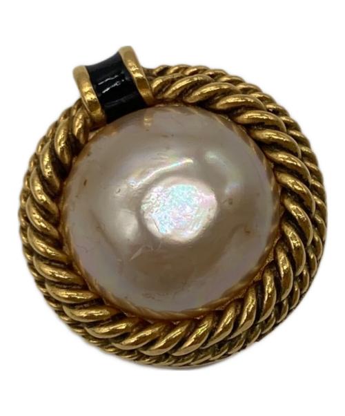 CHANEL（シャネル）CHANEL (シャネル) パールイヤリング ゴールド×ブラックの古着・服飾アイテム